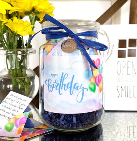 A Heartfelt Gift: The Unique Birthday Jar for Mom