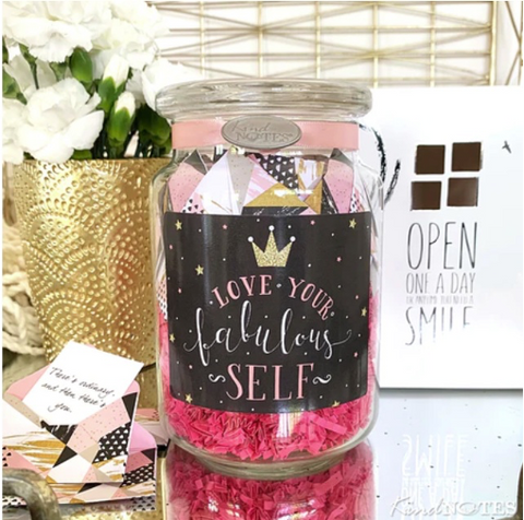 Best Romantic Gifts for Her to Unwrap this Autumn