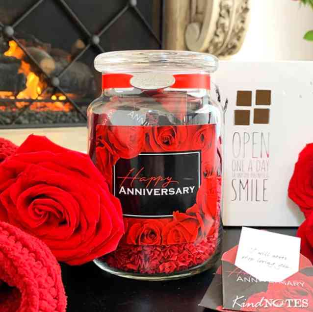 Meaningful & Unique Anniversary Gifts for Her KindNotes: Jar of SMILES