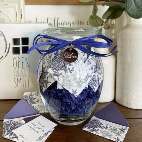 Jar of Thoughts Gift: Easy Way to Make Someone Smile