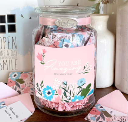 Inspiration Note Jars Happiness in a Jar: Positive Thoughts to Brighten Your Day KindNotes ...